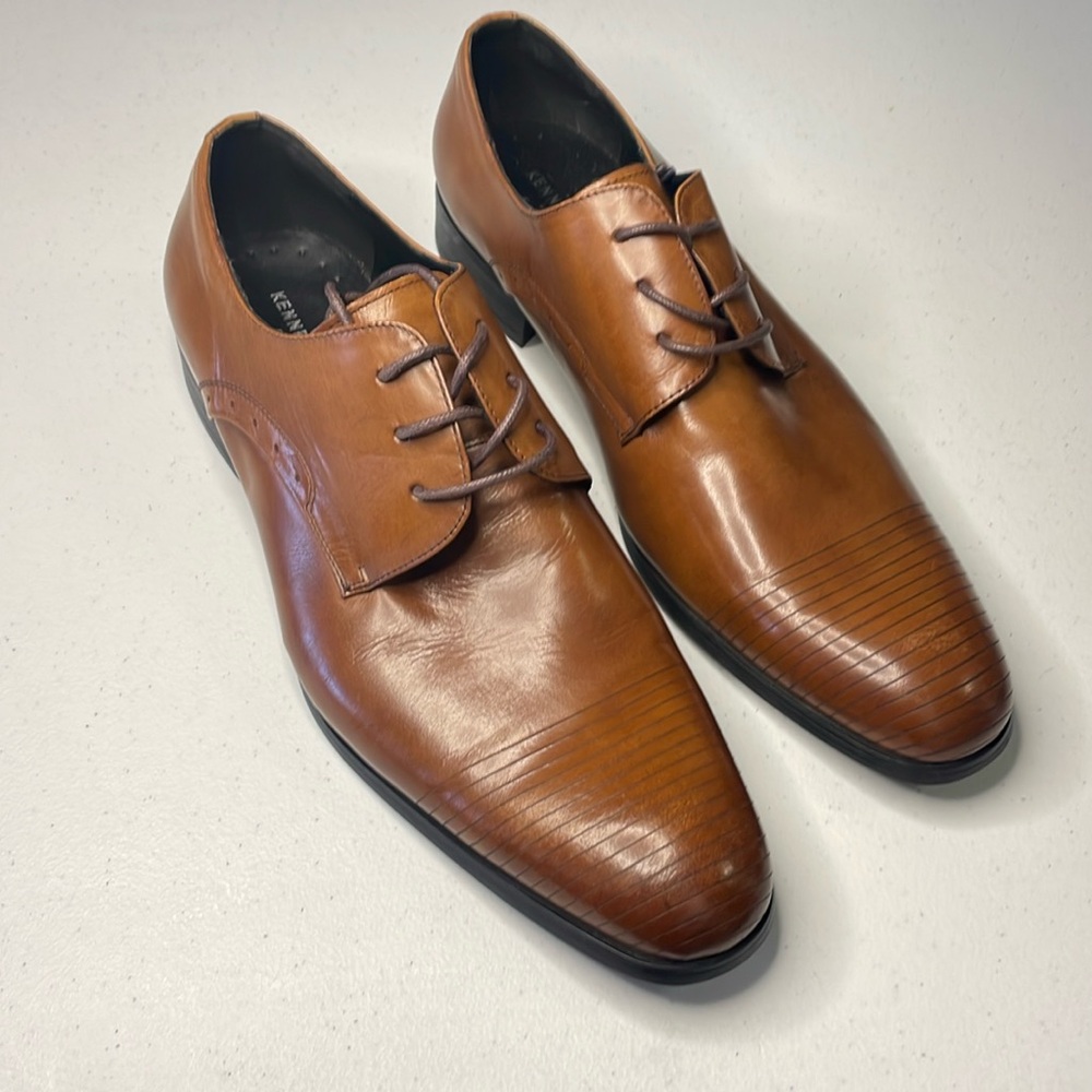 Men's Kenneth Cole Straight Line LE Dress Shoe Sz 11.5 M Cognac Brown Leather